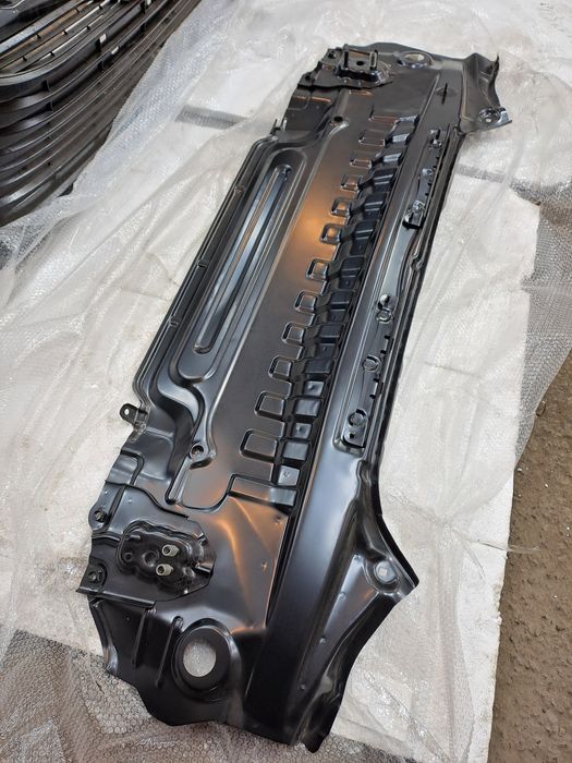 Фартук для Camry 50 55