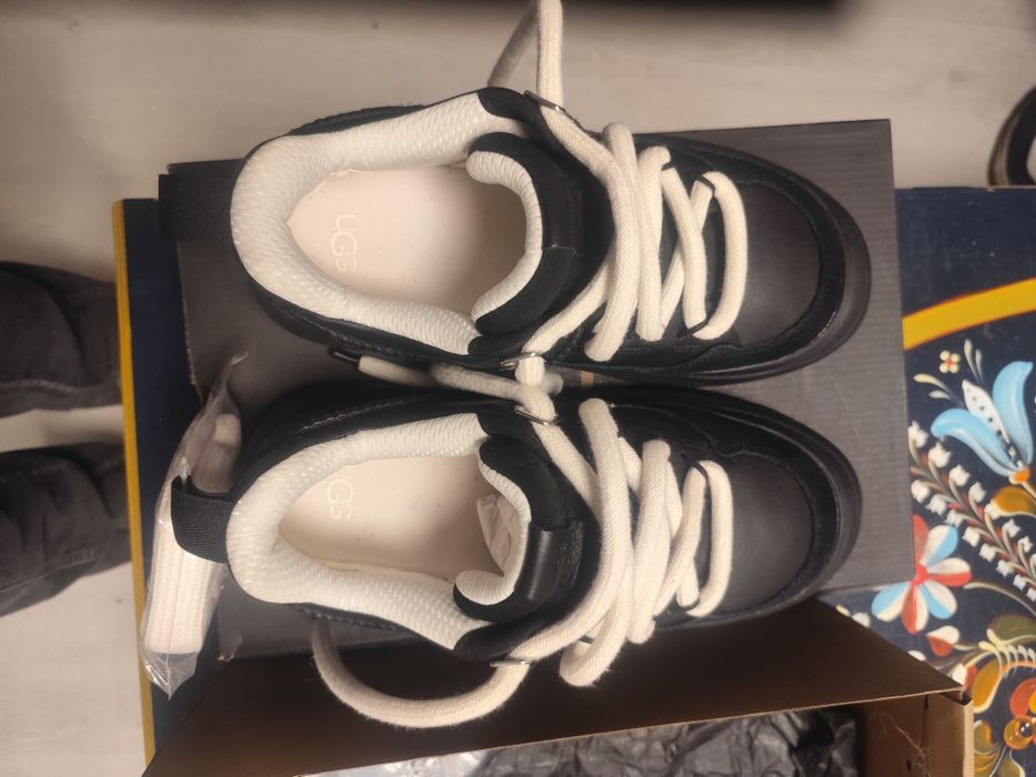 Pantofi sport UGG originali chunky/platformă – noi, mărime 39-40