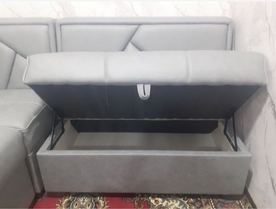 Oshxona Mebeli Divan