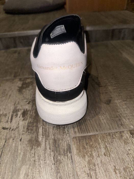 Alexander Mcqueen