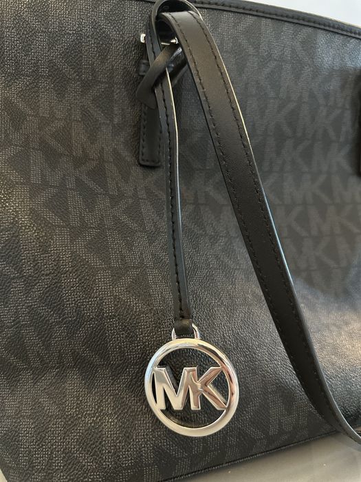 Michael kors monogram jet set travel