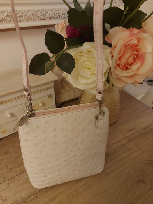 Чантичка от естествена кожа