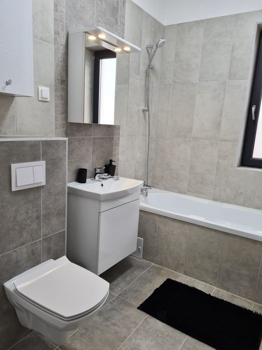2 cam, U.M. Giroc, Rodia Residence, proprietar