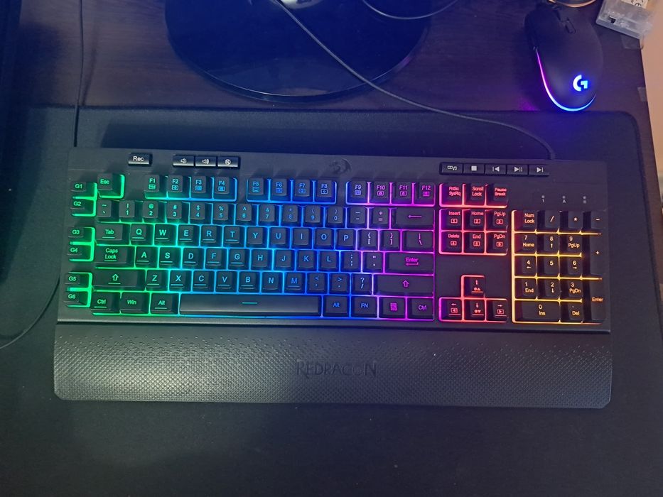 Геймърска клавиатура Redragon K512 RGB