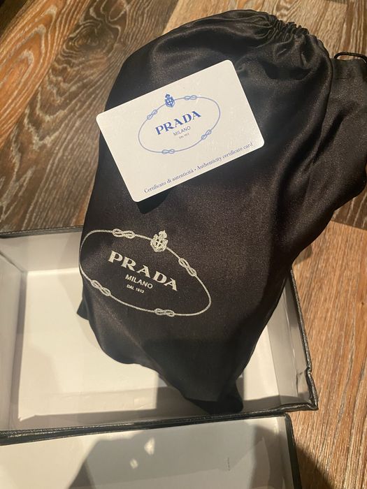 Продам лоферы оригинал