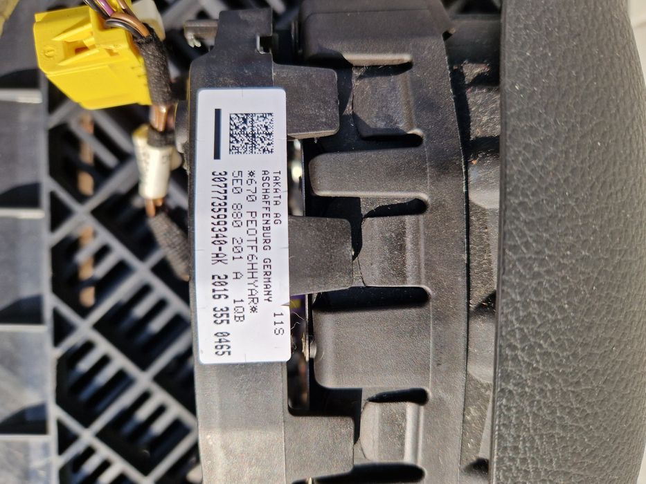 Airbag volan nou original Skoda Octavia 3 2016 Cod 5E0880201A