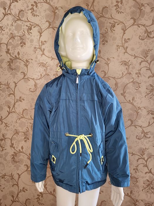 Куртка на мальчика 110 р Весна