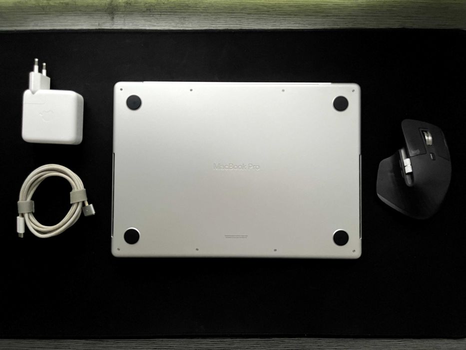 Macbook Pro 14 M3 Pro Silver