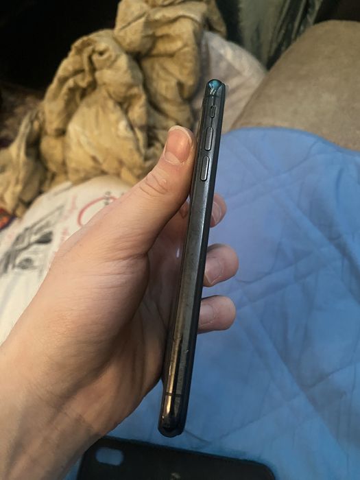 Продам Айфон хс 64гб