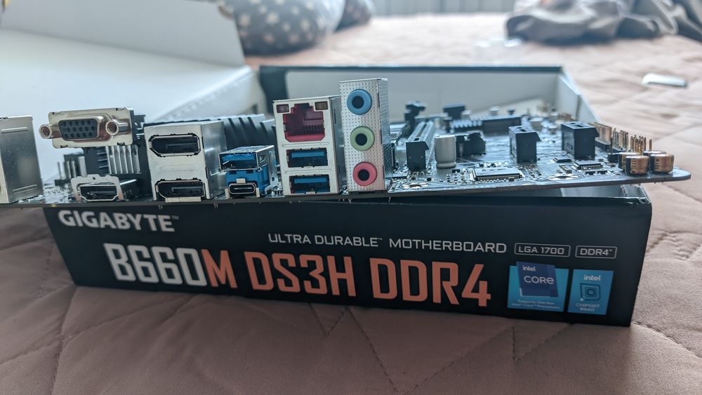 Материнская плата Gigabyte b660m ds3h ddr4