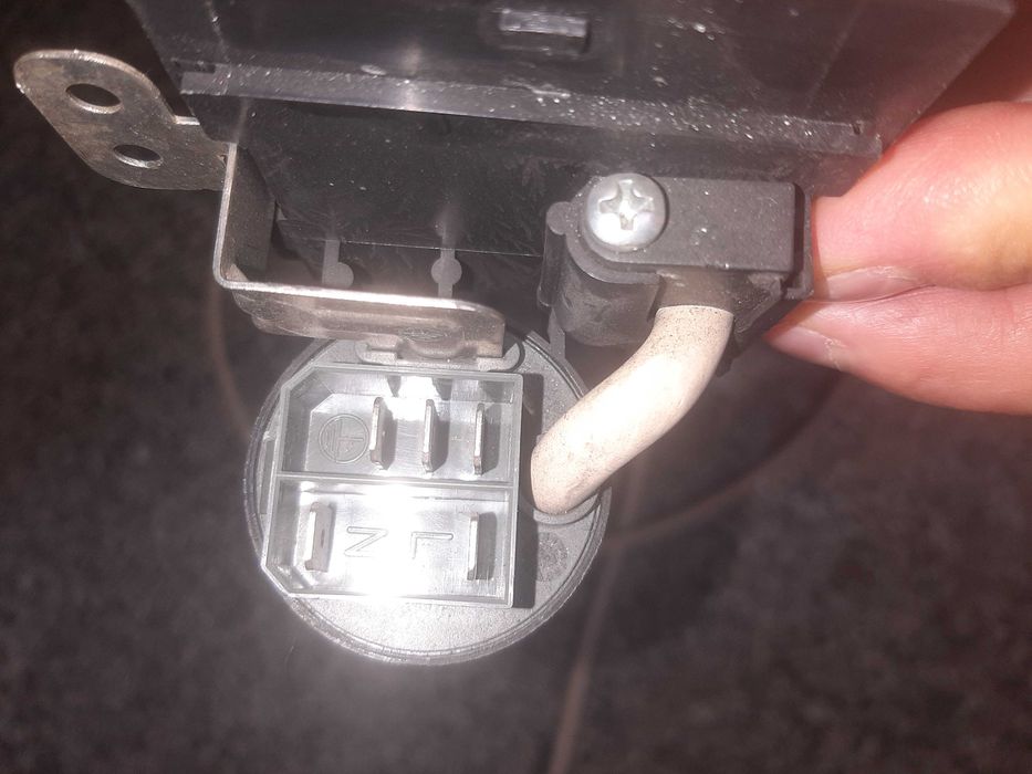 Захранващ кабел от пералня ariston avl 95