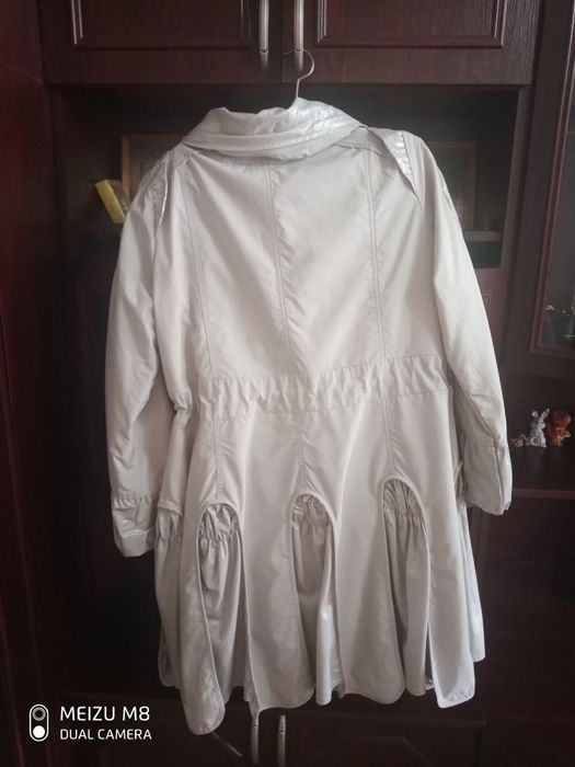 красивый легкий плащ