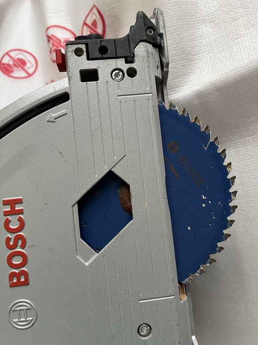 Fierastrau circular Bosch GKT 18v-52