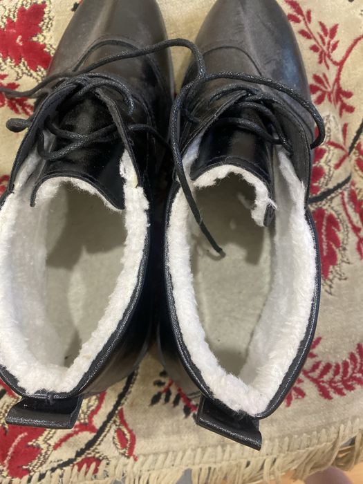 Продам кроссовки не дорого