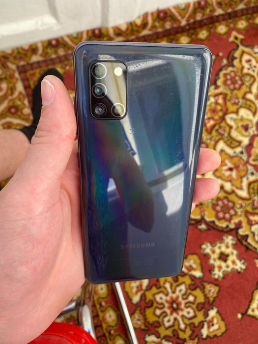 Самсунг а31 4/64 гб