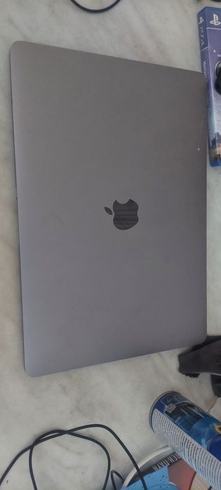 Macbook air m1/256/8