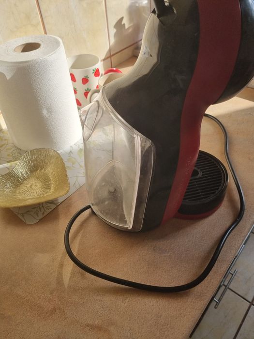Expressor pe capsule Nescafe Dolce Gusto