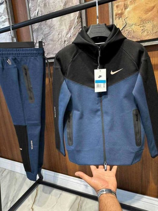 Топ!Детски екипи Nike