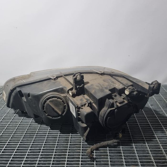 Far Dreapta BMW X5 E70 2007 - 2010 SUV 4 Usi (1443) Cu lupă