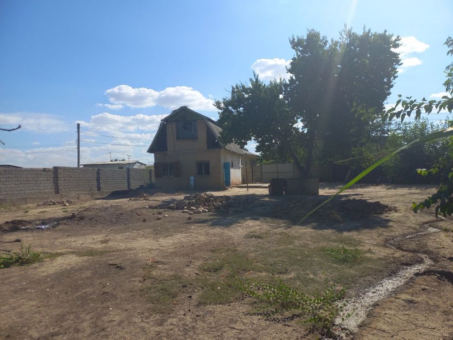 тезда сотилади дача