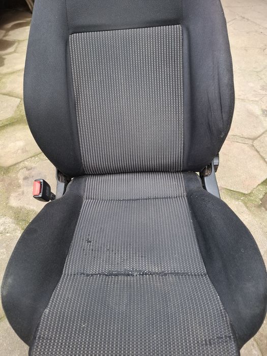 Предни седалки голф 4