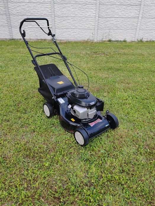 Masina iarba / gazon