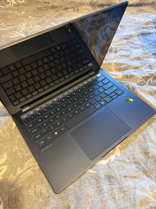 HP EliteBook Ultra G1q 14" - AI PC - Athmosphere Blue