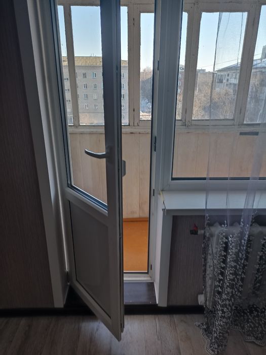 Сдам 2х ком.квартиру.