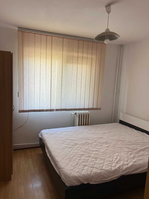 URGENT! Apartament de inchiriat in Iasi cu 3 camere decomandate.