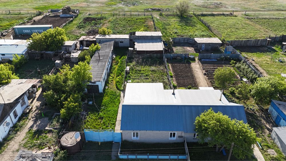 Продам дом с участком 10 соток
