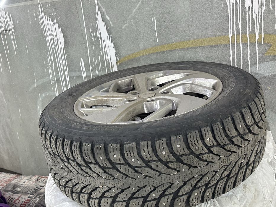 225/60/17 Туксон диск с резиной