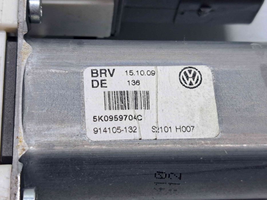 Motoras geam dreapta spate Volkswagen Golf 6 (5K1) [Fabr 2009-2013]