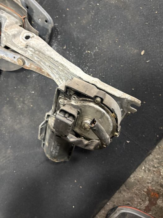 Mercedes w124 Мотор Предна Чистачка