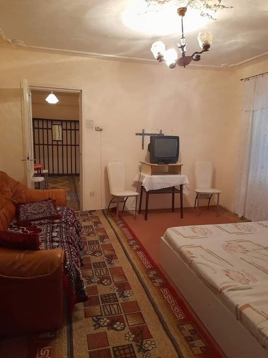Apartament 3 camere .semidecomandate  de inchiriat sau de vânzare. .