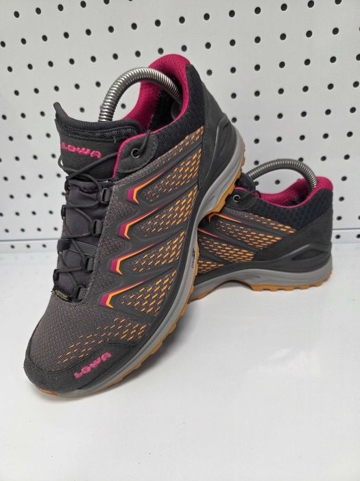 Оригинални дамски обувки- Lowa Maddox GTX