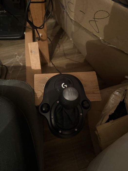 Продавам Logitech G29