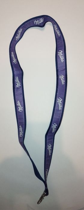 шапка Milka / Милка, ключодържател връзка за врат Milka / Милка
