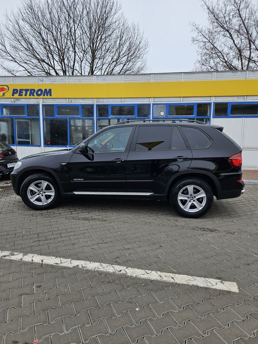 Bmw x5  lci  2011