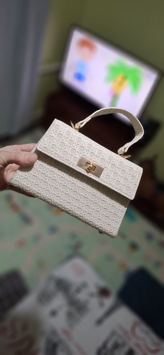 Продам маленькую сумочку