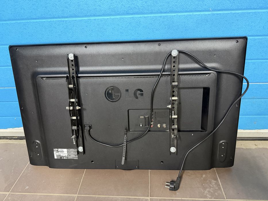 Протам телевизор LG