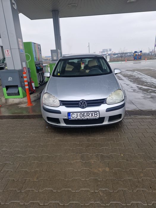 Vând golf 5 1.9 diesel