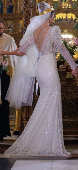 Rochie de mireasa brand international de lux TANYA GRIG!