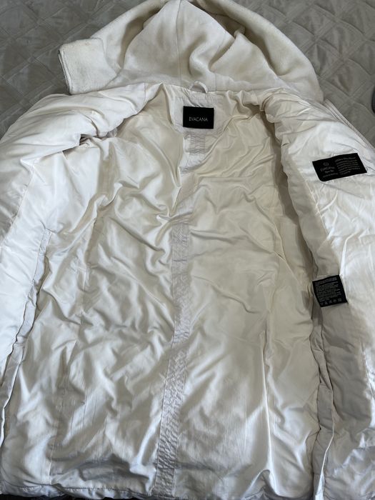 Продам верхнюю одежду 48 размер