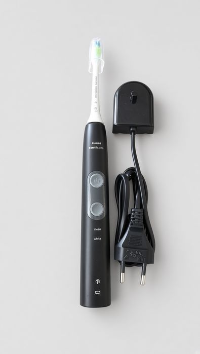 Periuță electrică Philips Sonicare ProtectiveClean 4500 (HX683B / HX6830)