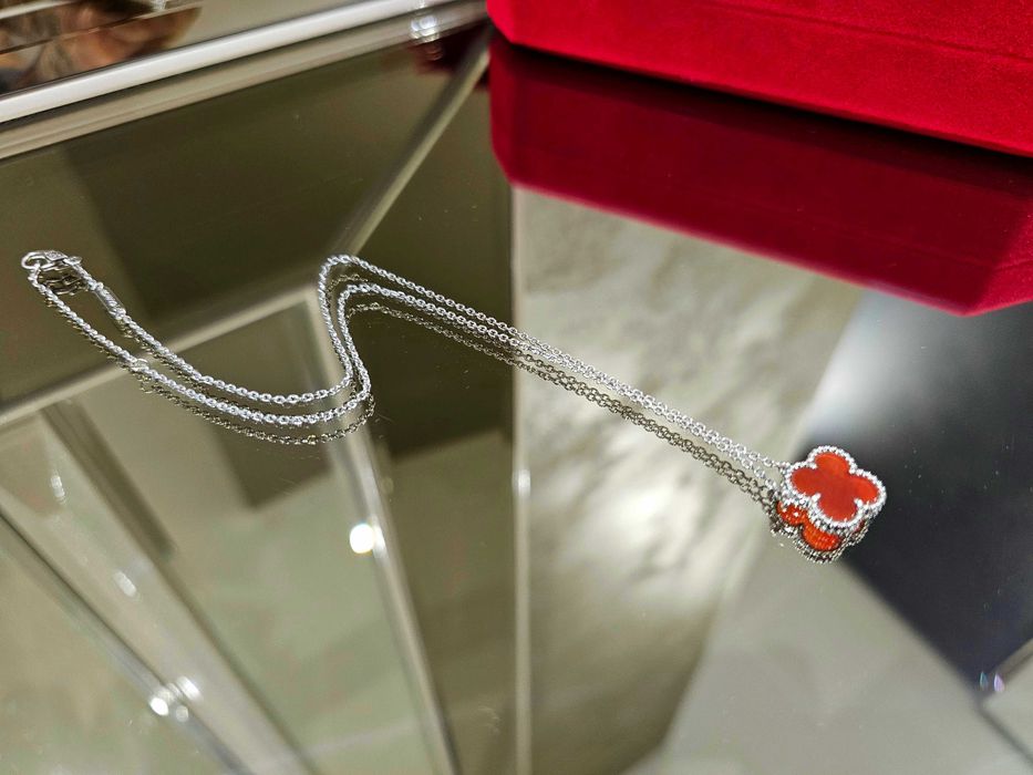 Van Cleef & Arpels VCA Silver Red 1 Motif Alhambra Clover Дамско Колие