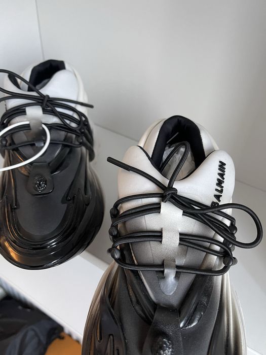 Adidasi Balmain Unicorn masura 38 si 43 pe stock