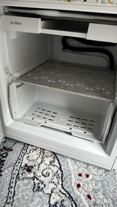 Продам холодильник