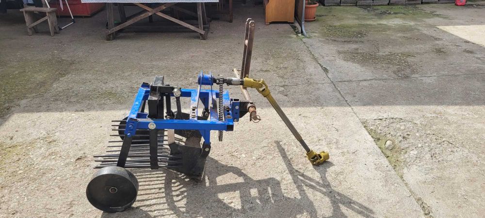 Vand masina scos cartofi