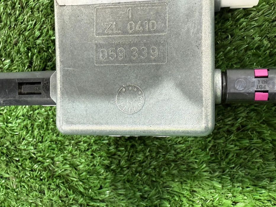 AMPLIFICATOR ANTENA (2 BUC.) MERCEDES BENZ C220 C204 W204 CDI C-CLASS COUPE 2.2 DIESEL 2013 COD OEM A4638203789 2008-2014