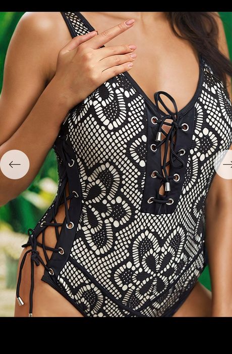 Costum de baie întreg